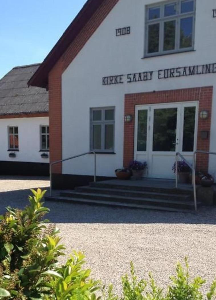 Motel Kirke Saby Forsamlingshus Zewnętrze zdjęcie