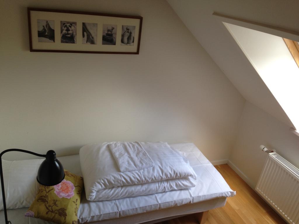 Motel Kirke Saby Forsamlingshus Pokój zdjęcie
