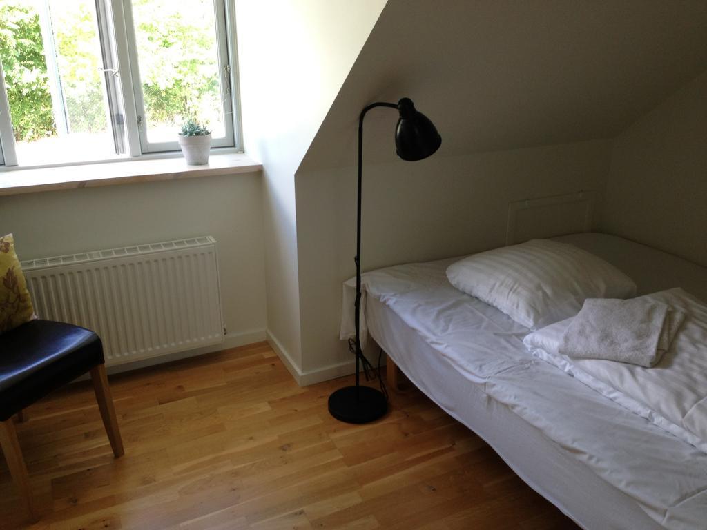 Motel Kirke Saby Forsamlingshus Pokój zdjęcie
