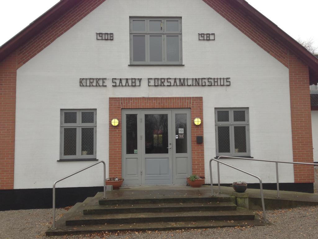 Motel Kirke Saby Forsamlingshus Zewnętrze zdjęcie